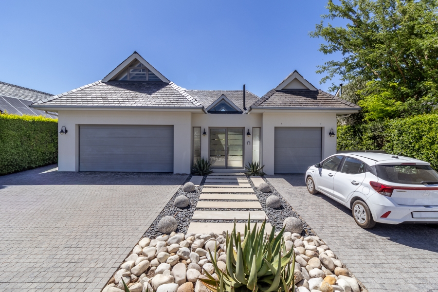 4 Bedroom Property for Sale in Pearl Valley at Val de Vie Western Cape